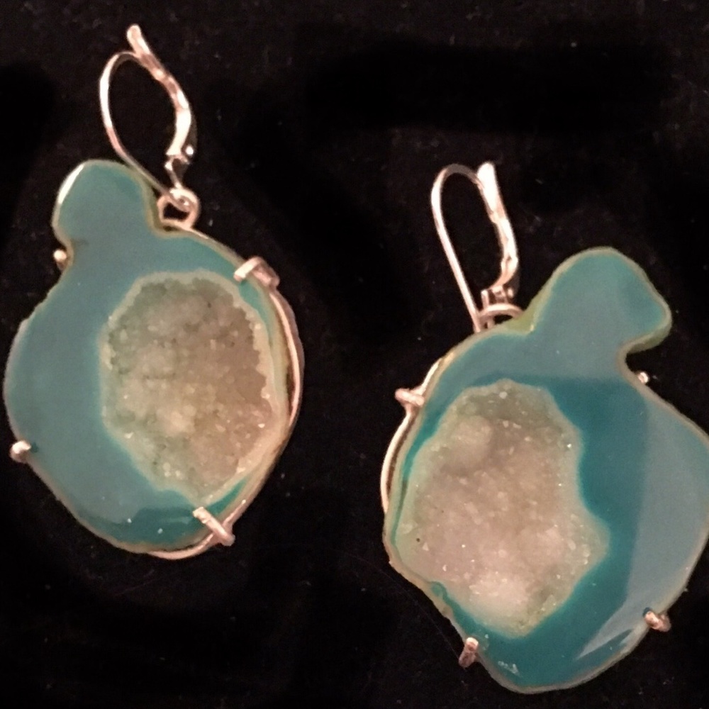 Remarkable Druzy Crystal Geode Cross-sections- Great Symmetry - Substantial